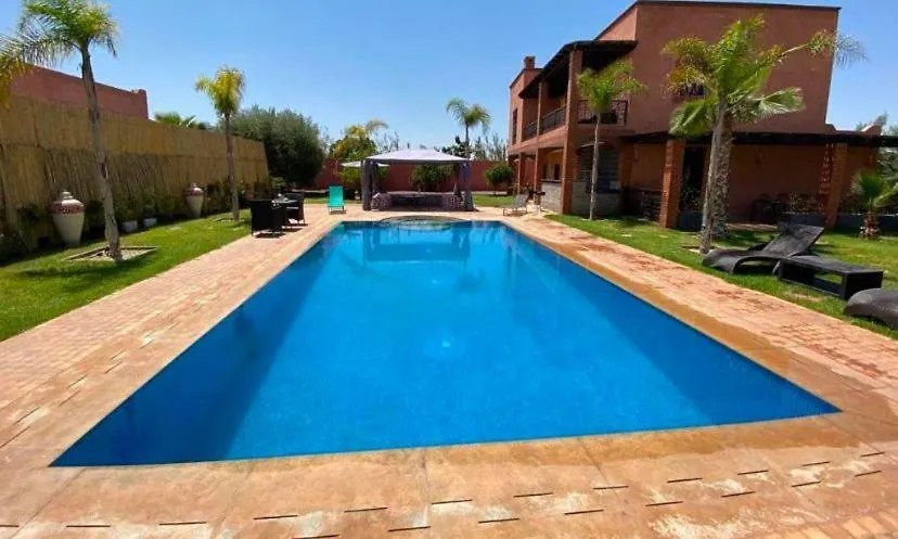 Villa Msholidays Des 3 Palmiers Suite Familiale Et Double Ouled Jelal