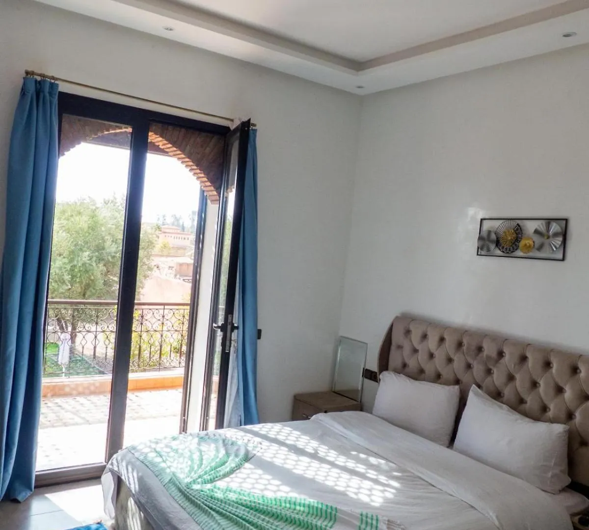 Villa Msholidays Des 3 Palmiers Suite Familiale Et Double Ouled Jelal Bed & Breakfast