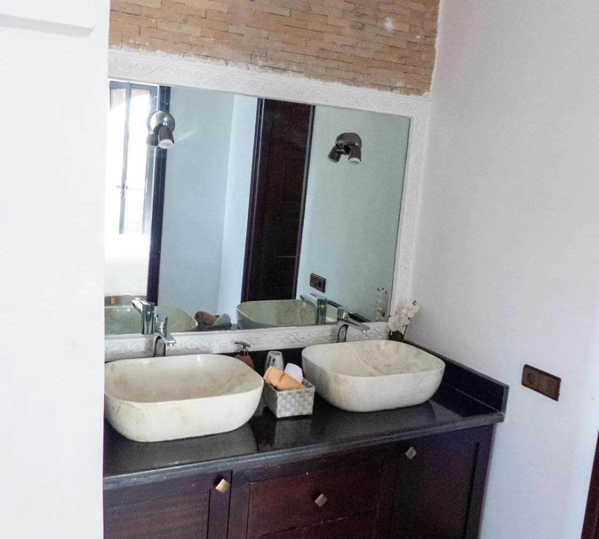 Villa Msholidays Des 3 Palmiers Suite Familiale Et Double Ouled Jelal Bed & Breakfast